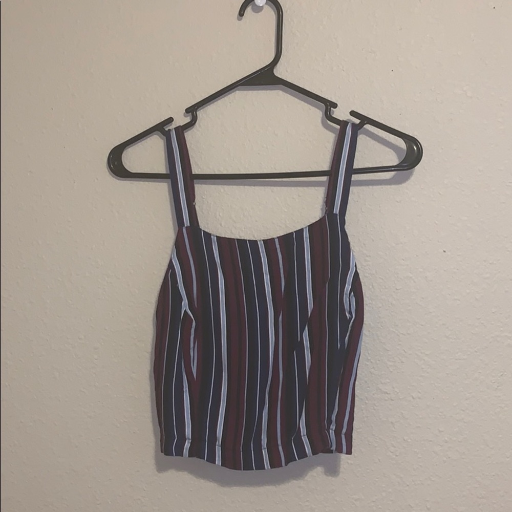 Cropped shirt